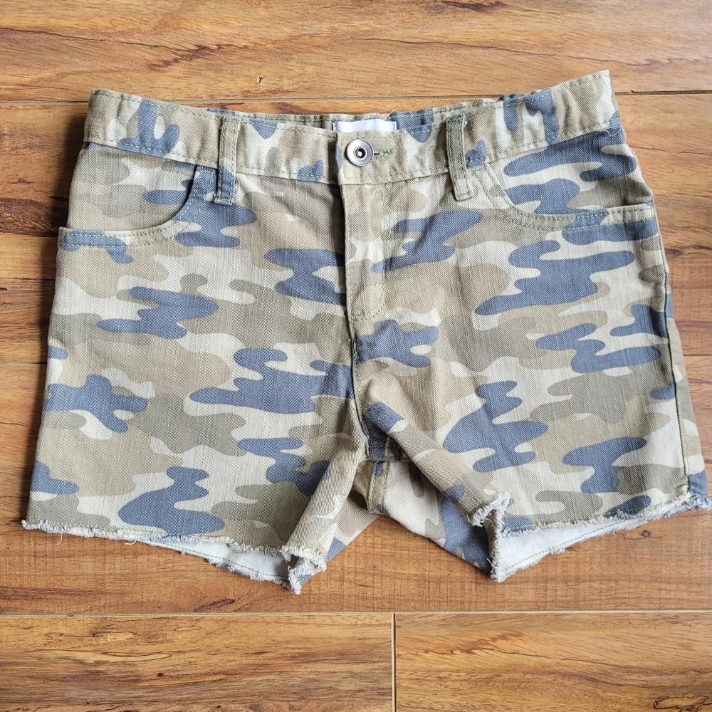 Sz 10 Children's Place shorts